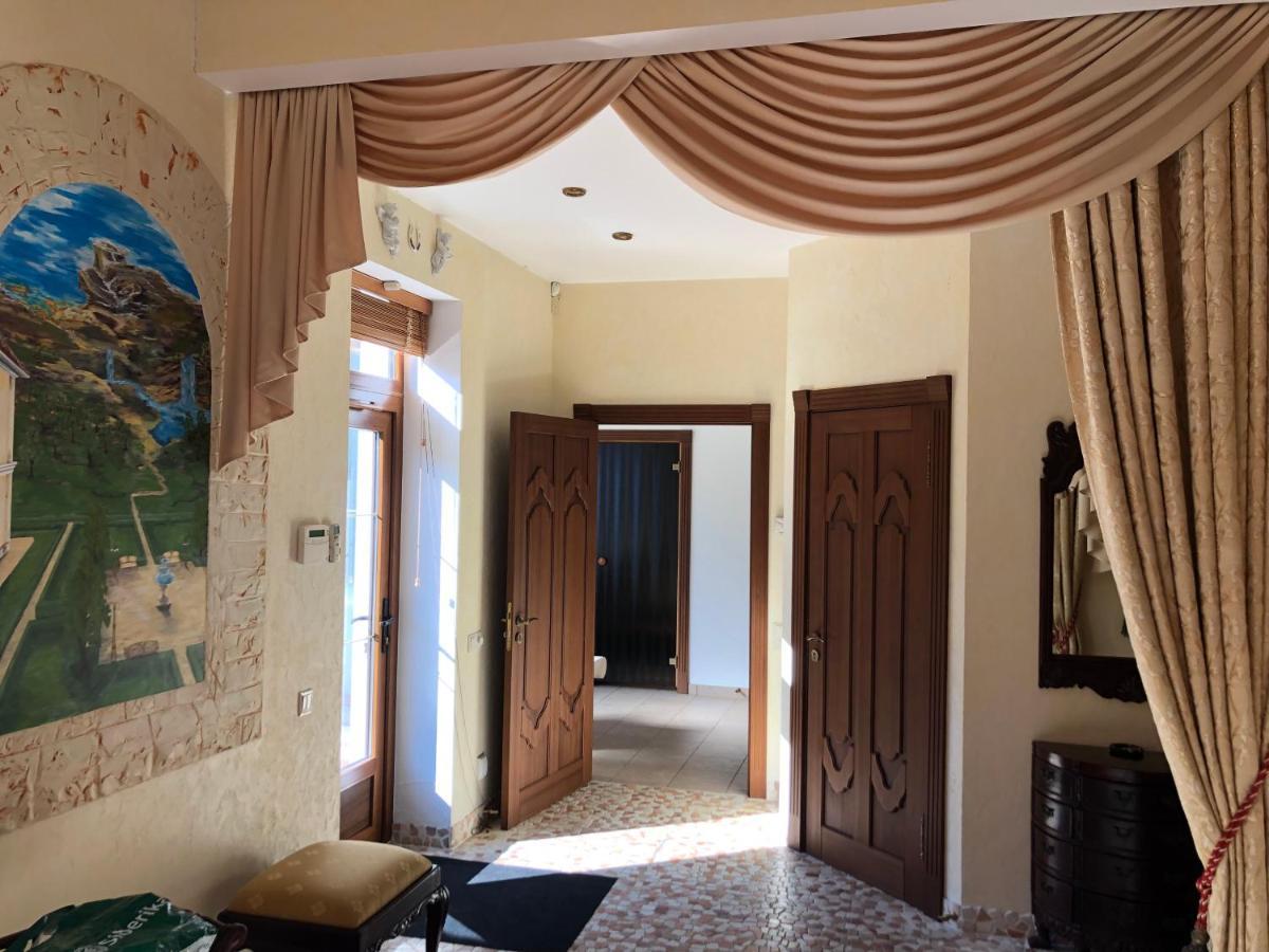 Guests House With Amazing Pool And Sauna Babite Luaran gambar